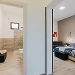 Lu-me Guest house